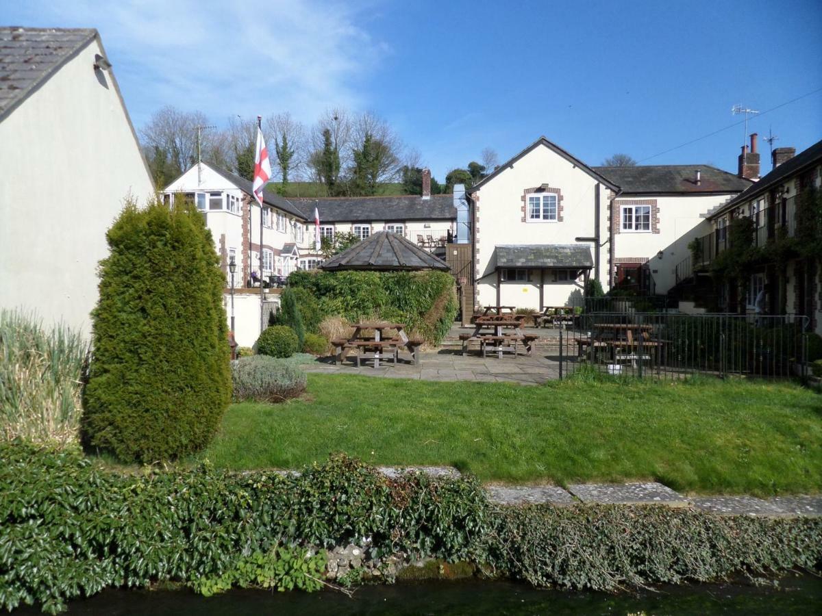 The Poachers Inn Piddletrenthide Bagian luar foto
