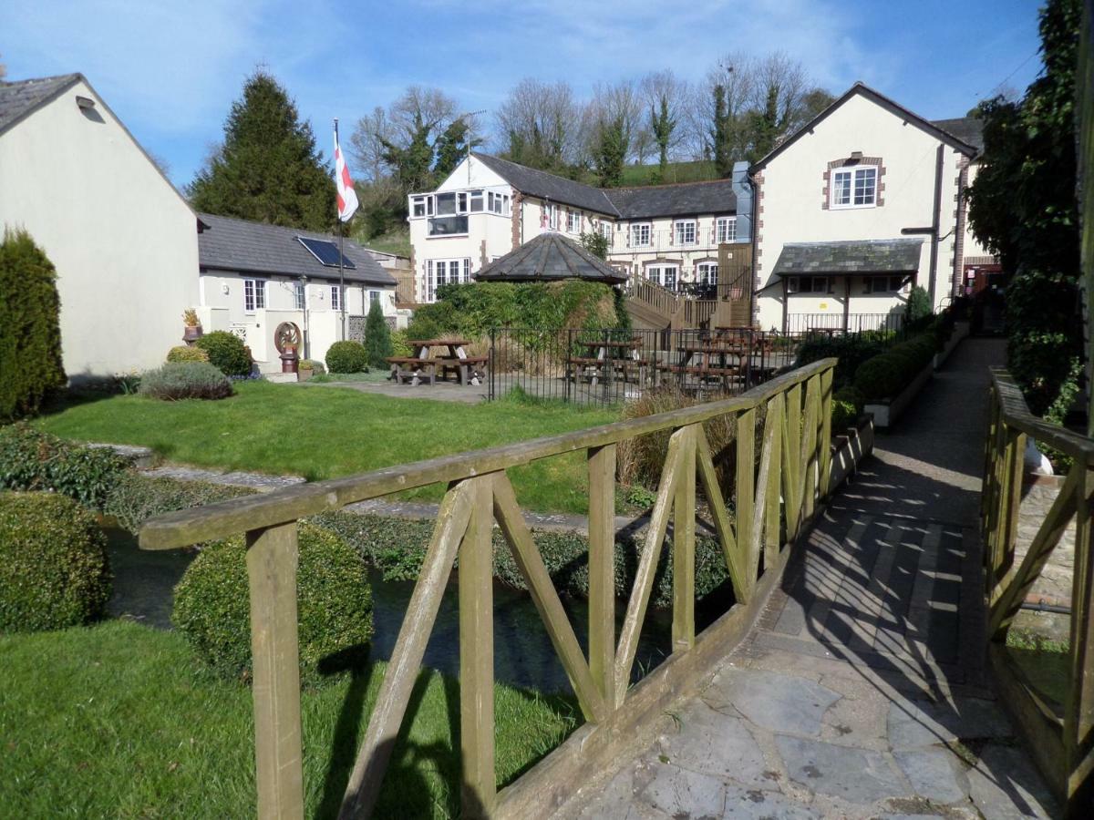 The Poachers Inn Piddletrenthide Bagian luar foto