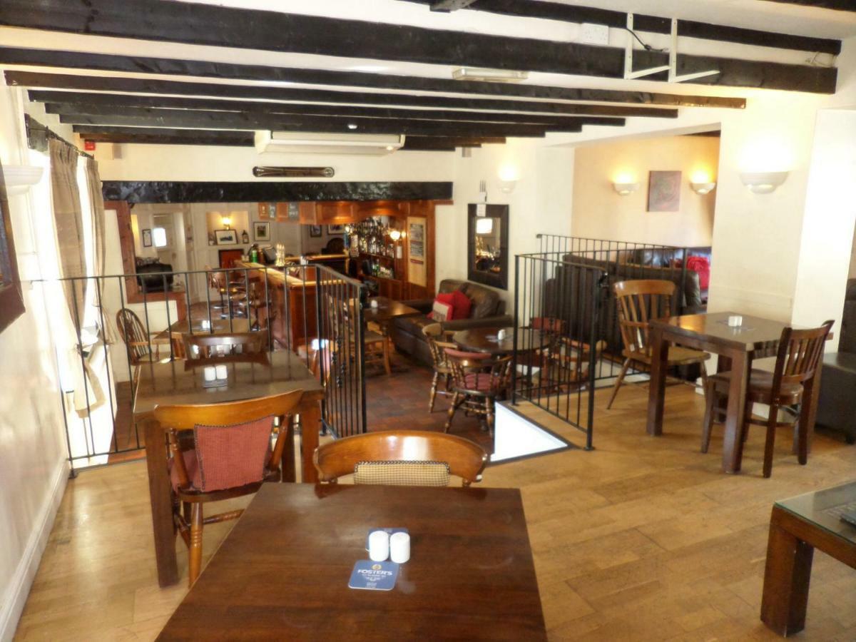 The Poachers Inn Piddletrenthide Bagian luar foto