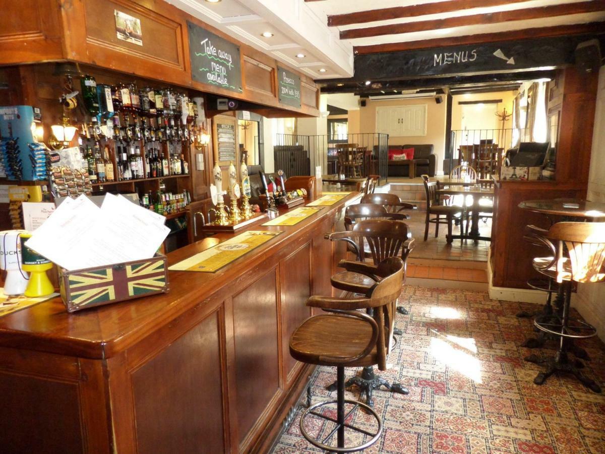 The Poachers Inn Piddletrenthide Bagian luar foto