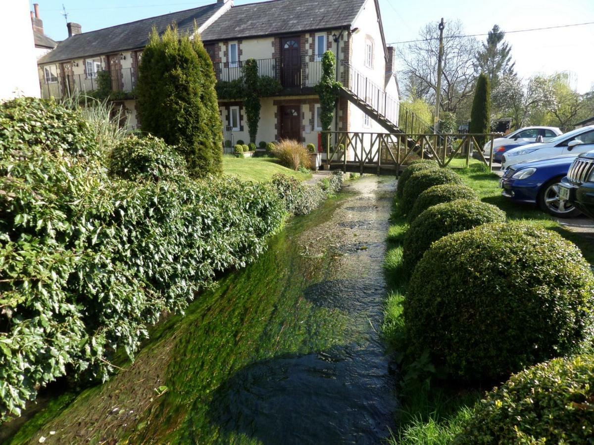 The Poachers Inn Piddletrenthide Bagian luar foto